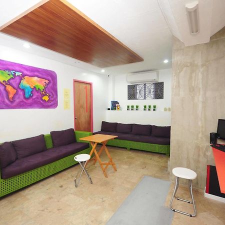 Mnl Boutique Hostel Makati City Dış mekan fotoğraf