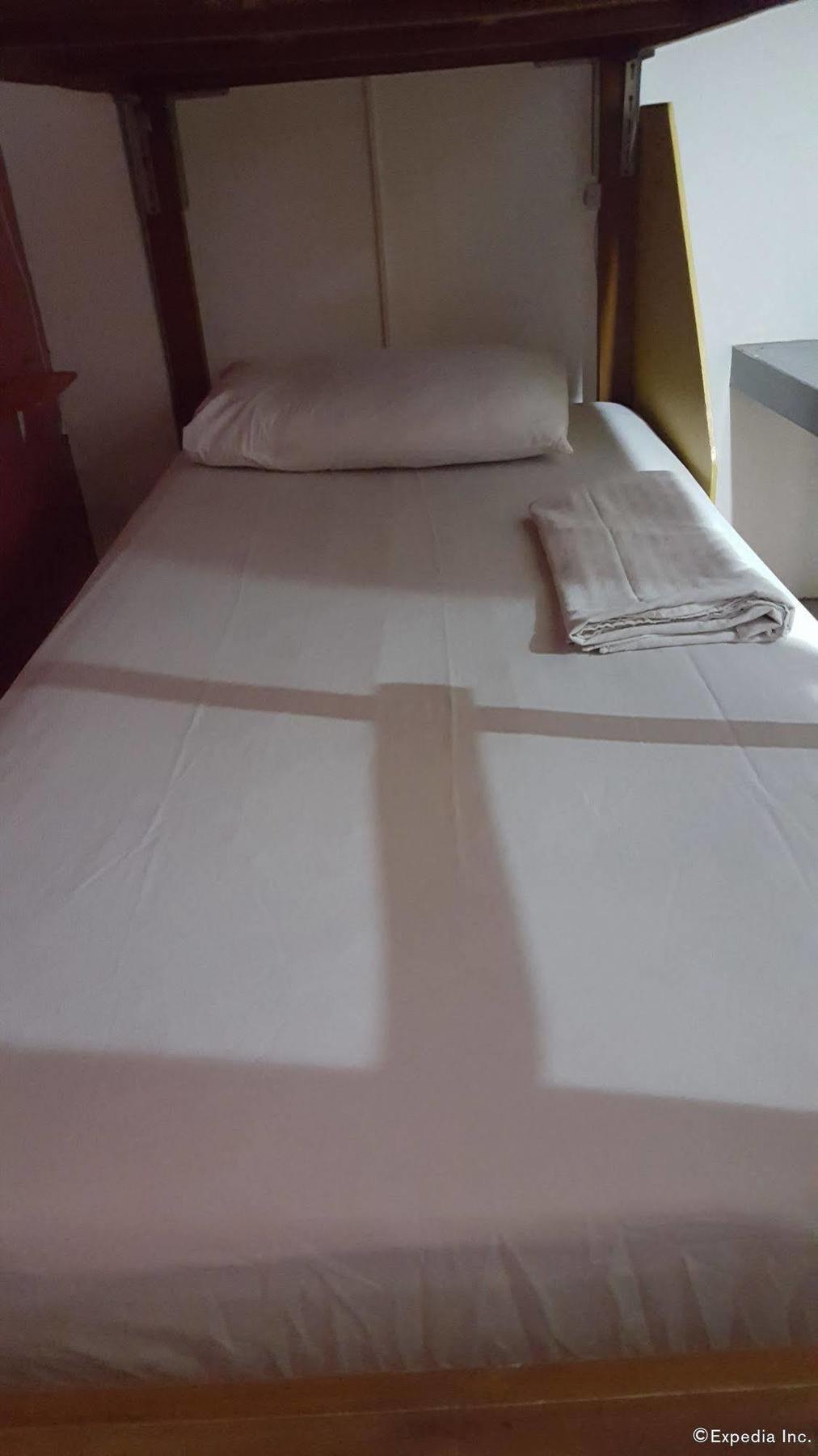 Mnl Boutique Hostel Makati City Dış mekan fotoğraf