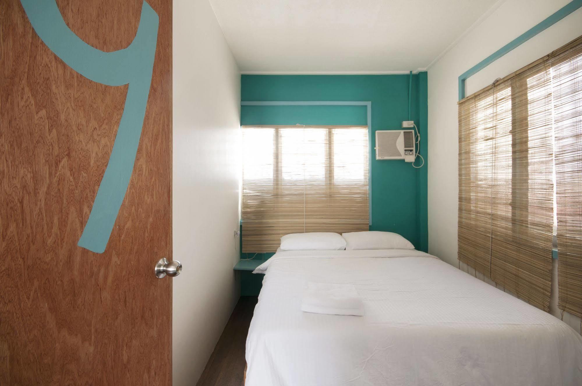 Mnl Boutique Hostel Makati City Dış mekan fotoğraf